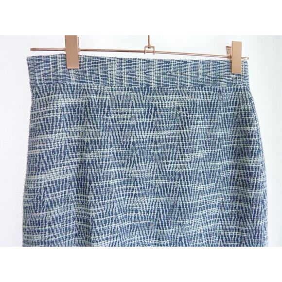 Banana Republic Blue White Knit Pencil Skirt 0 - Picture 2 of 5